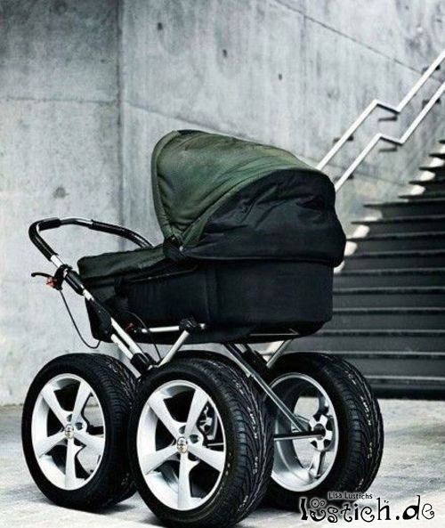 Kinderwagen mit Breitreifen Bild lustich.de